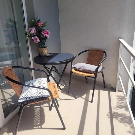 Luiza Apartment *
